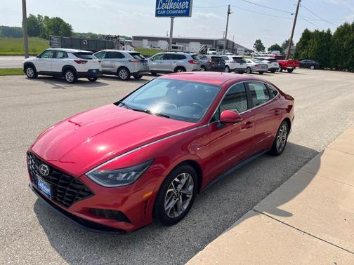 Red 2021 Hyundai SONATA SEL
