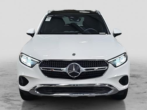 2025 Mercedes-Benz GLC 300 