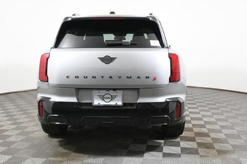 2027 MINI Countryman ICONIC