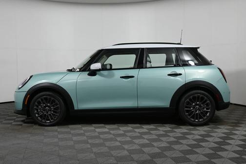2026 MINI Hardtop SIGNATURE PLUS