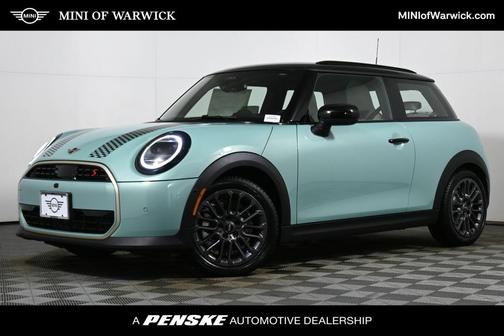 2026 MINI Hardtop ICONIC