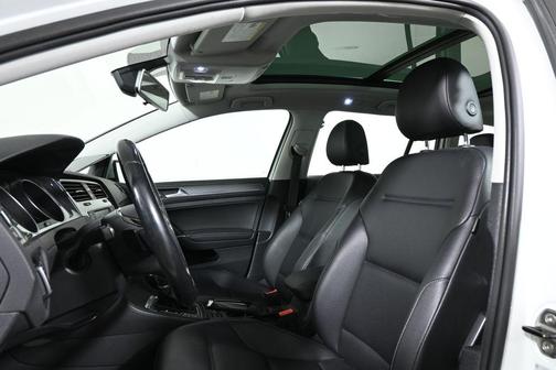 2017 Volkswagen Golf Alltrack TSI SE