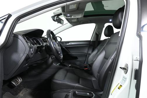 2017 Volkswagen Golf Alltrack TSI SE