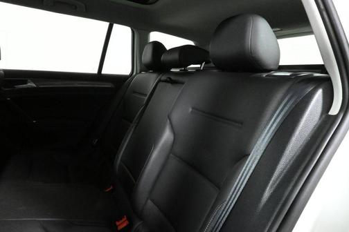 2017 Volkswagen Golf Alltrack TSI SE
