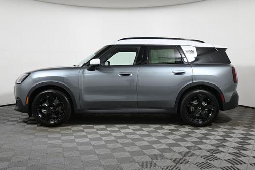 2025 MINI Countryman Base