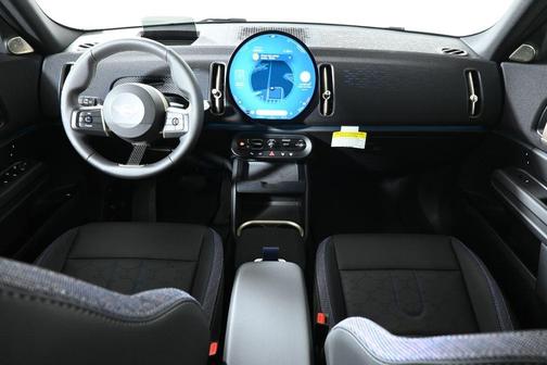 2025 MINI Countryman Base
