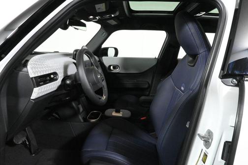 2025 MINI Hardtop C Signature Trim