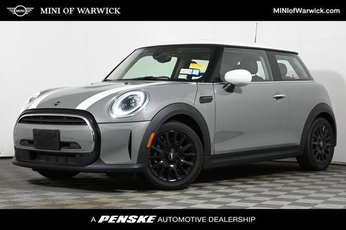2022 MINI Hardtop Cooper
