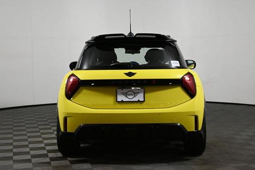2026 MINI Hardtop ICONIC