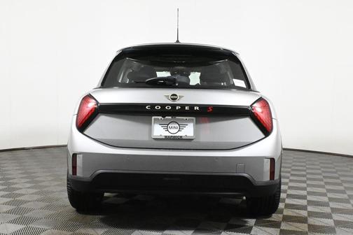 2025 MINI Hardtop Cooper
