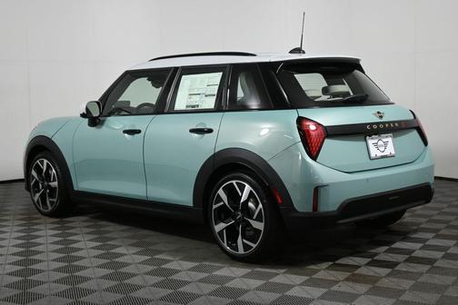 2026 MINI Hardtop SIGNATURE PLUS