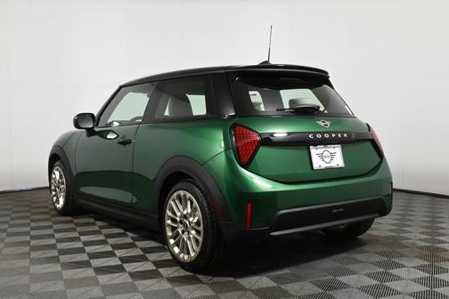 2025 MINI Hardtop SIGNATURE PLUS