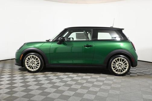 2025 MINI Hardtop SIGNATURE PLUS