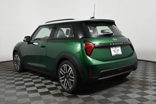 2025 MINI Hardtop SIGNATURE PLUS