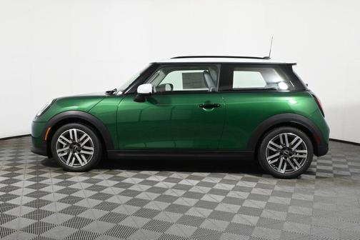 2025 MINI Hardtop SIGNATURE PLUS