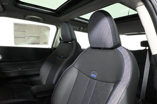 2025 MINI Hardtop SIGNATURE PLUS
