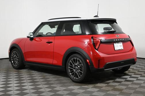2025 MINI Hardtop SIGNATURE PLUS