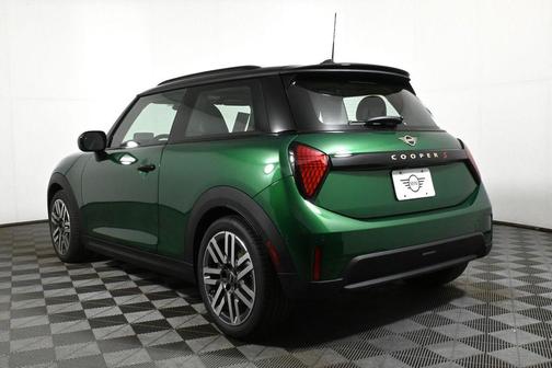 2025 MINI Hardtop SIGNATURE PLUS