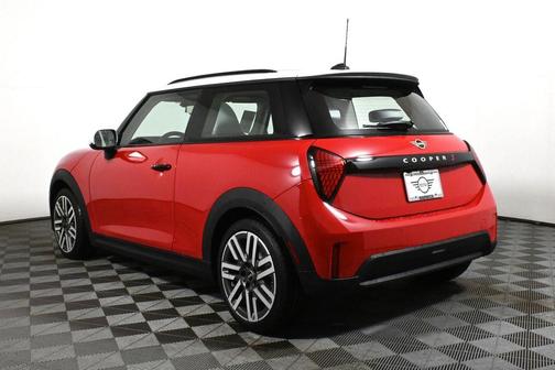 2025 MINI Hardtop SIGNATURE PLUS