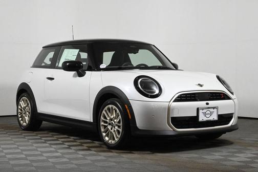2025 MINI Hardtop ICONIC