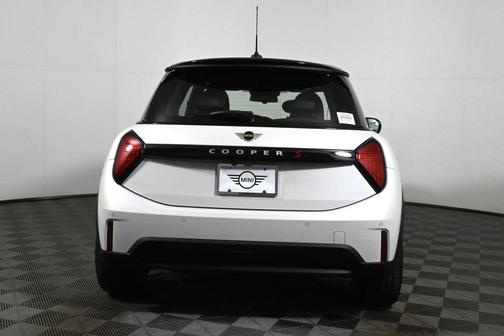 2025 MINI Hardtop ICONIC