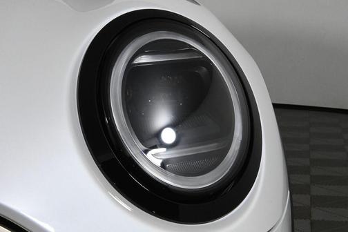 2025 MINI Hardtop ICONIC