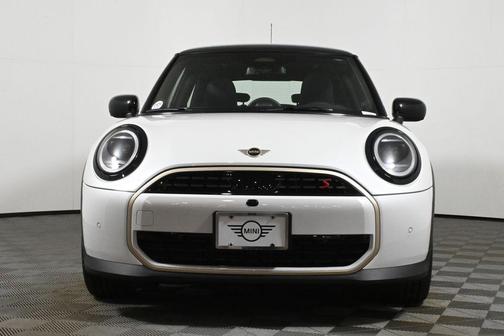 2025 MINI Hardtop ICONIC