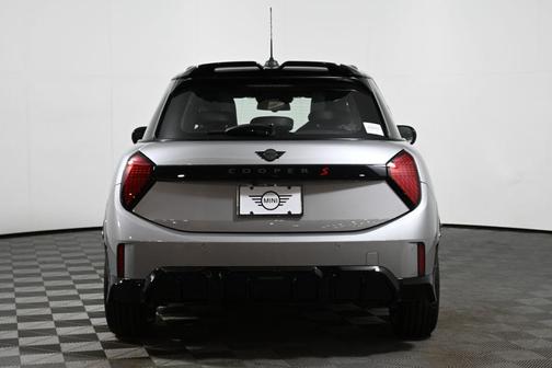 2026 MINI Hardtop ICONIC