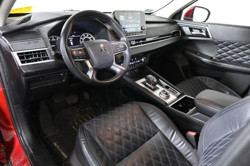 2022 Mitsubishi Outlander SEL