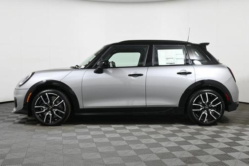 2025 MINI Hardtop Cooper