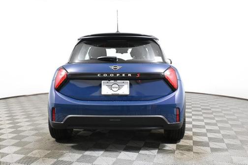 2026 MINI Hardtop ICONIC