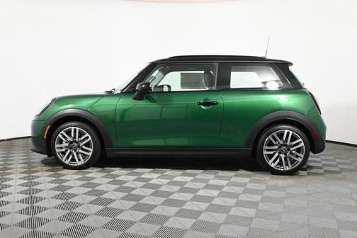 2025 MINI Hardtop SIGNATURE PLUS