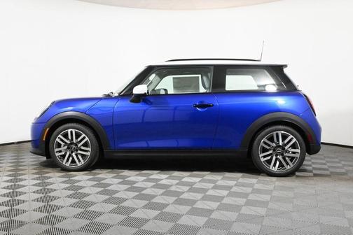 2025 MINI Hardtop SIGNATURE PLUS