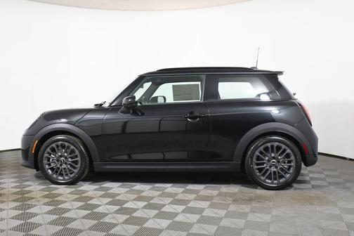 2026 MINI Hardtop ICONIC