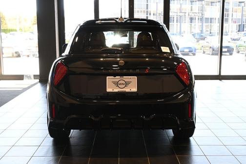 2025 MINI Hardtop Cooper