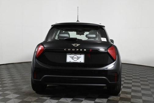 2025 MINI Hardtop SIGNATURE PLUS