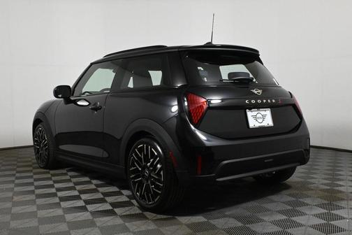 2025 MINI Hardtop SIGNATURE PLUS