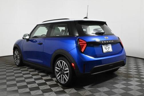 2025 MINI Hardtop SIGNATURE PLUS