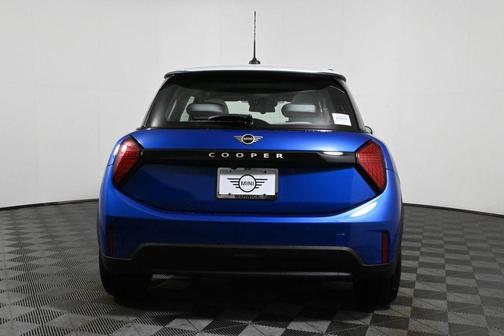 2025 MINI Hardtop SIGNATURE PLUS