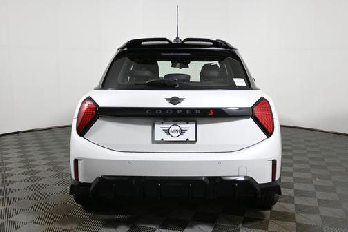 2026 MINI Hardtop ICONIC