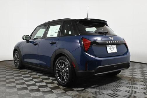 2025 MINI Hardtop Cooper