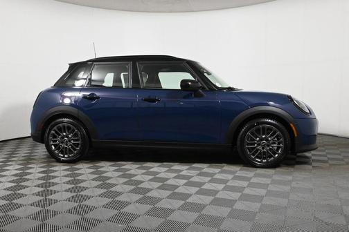 2025 MINI Hardtop Cooper
