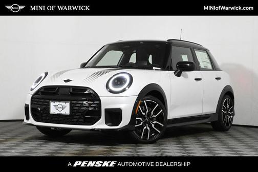 2026 MINI Hardtop ICONIC