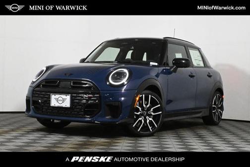 2026 MINI Hardtop ICONIC