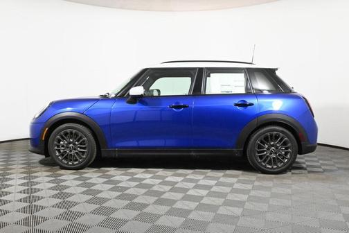2025 MINI Hardtop Cooper