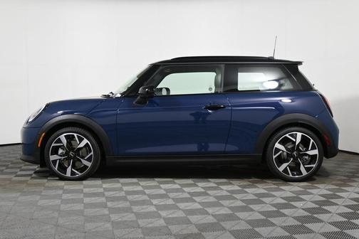 2026 MINI Hardtop ICONIC