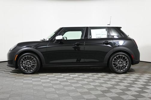 2025 MINI Hardtop Cooper