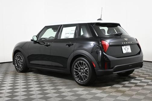 2025 MINI Hardtop Cooper