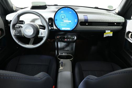 2025 MINI Hardtop Cooper