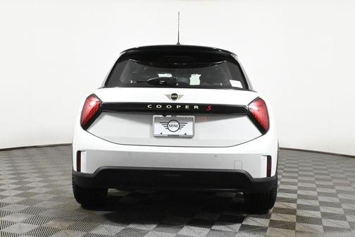 2025 MINI Hardtop Cooper